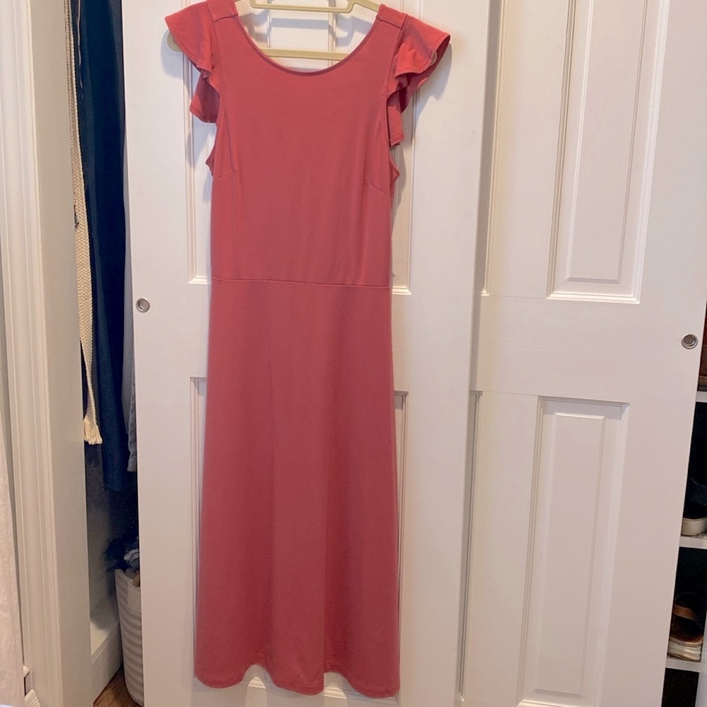 Elegant Pink Ruffle Sleeve Dress